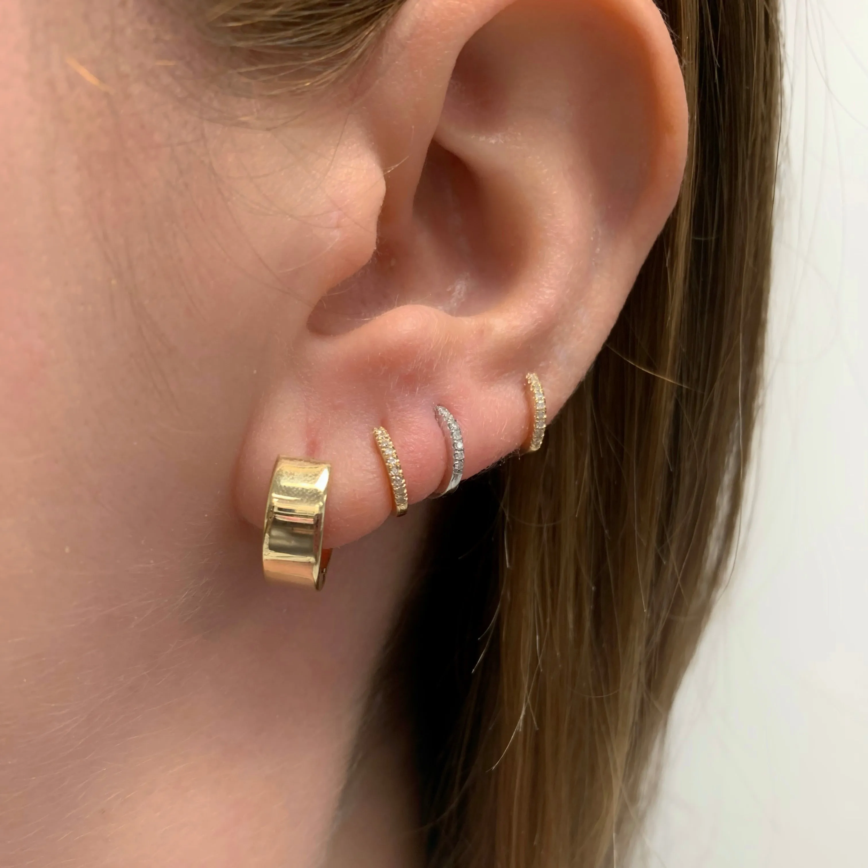 Single 14K Gold Diamond Mini Upper Lobe Huggie Earring